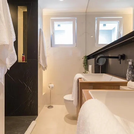 Lägenhet Luxury Vito W Jacuzzi And Sauna *